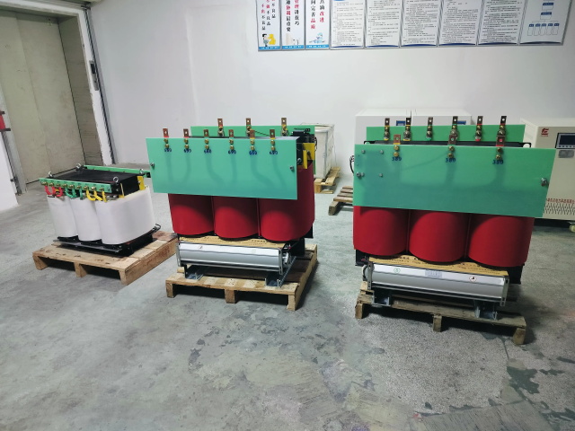 宛城KS11-1000KVA矿用变压器